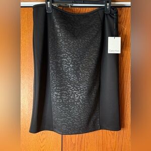 NWT Calvin Klein Animal Print Black Skirt Size 12 Lined Zipper Hook And Eye